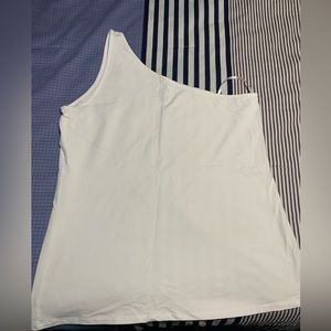 Torrid- foxy one shoulder